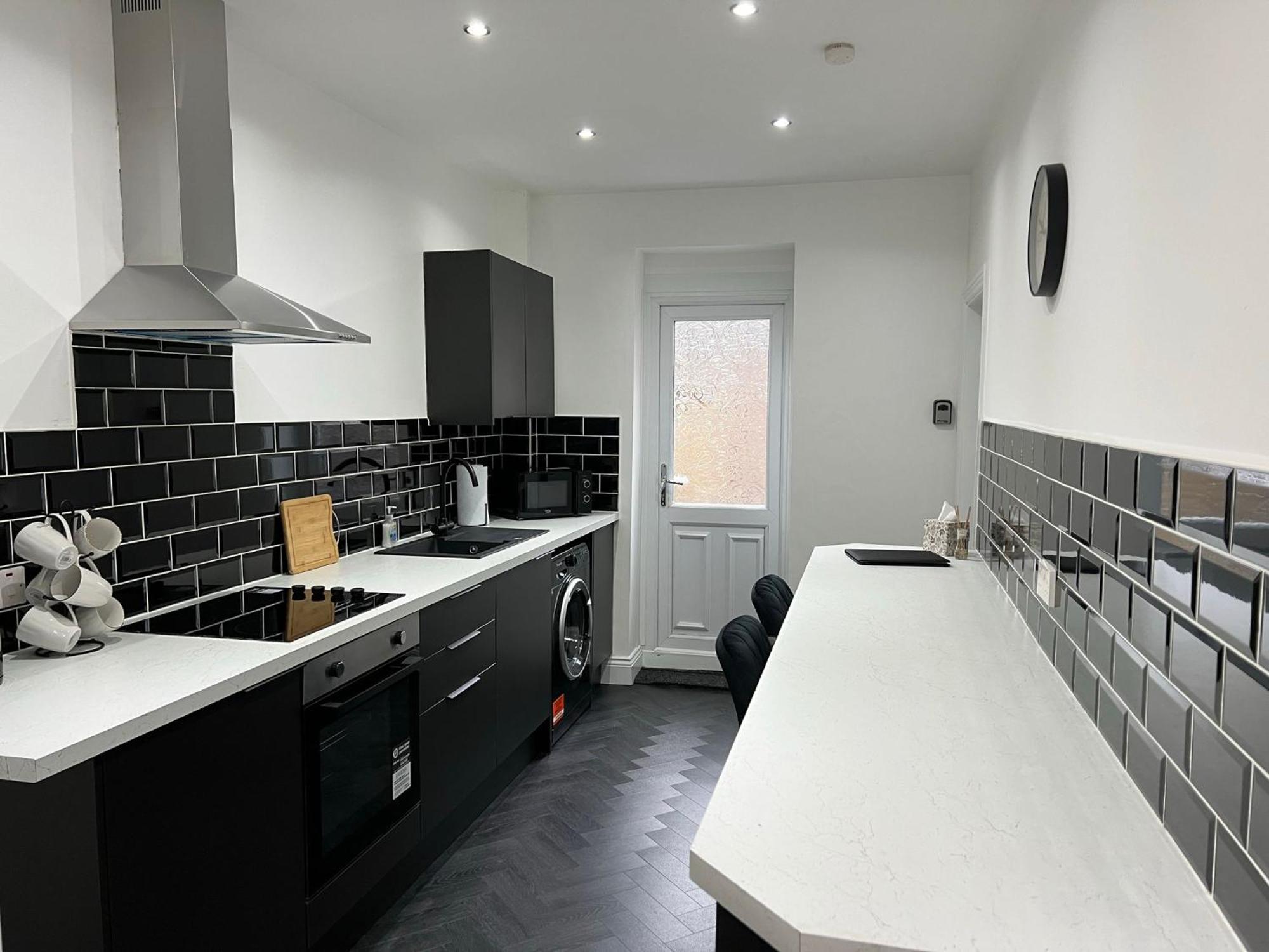 Newly Refurbished 6 Person En-Suite Apartment Tyne & Wear Newcastle Upon Tyne Killingworth ภายนอก รูปภาพ