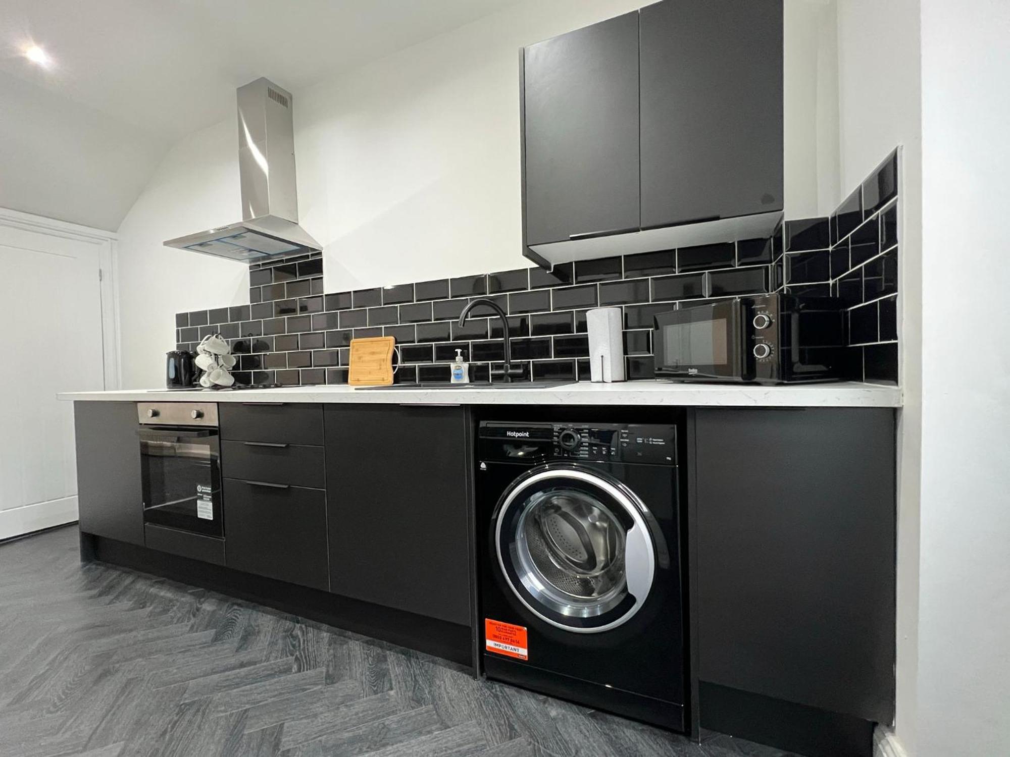 Newly Refurbished 6 Person En-Suite Apartment Tyne & Wear Newcastle Upon Tyne Killingworth ภายนอก รูปภาพ